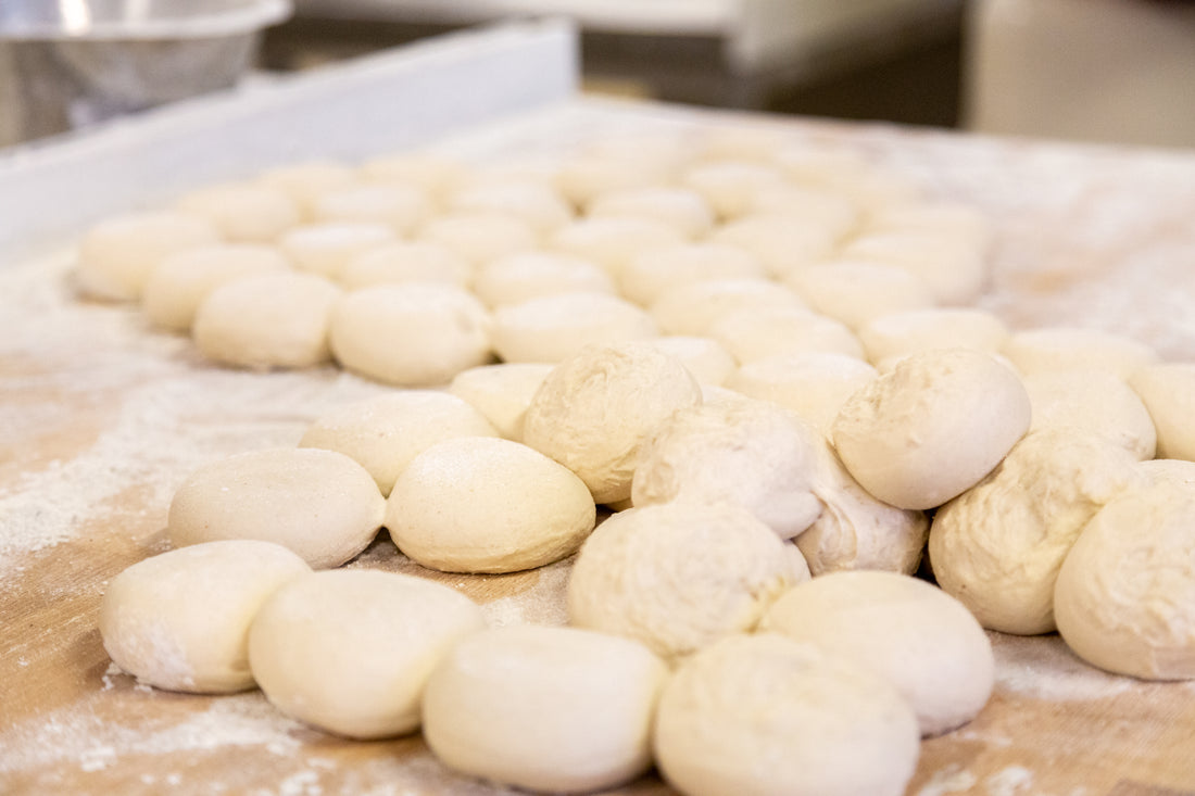 Baguette &amp; Brötchen backen für Kinder